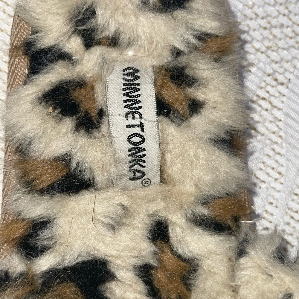 Minnetonka Faux Fur Leopard Lolo Slide Slippers Kids 2